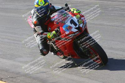 media/Dec-15-2023-Apex Assassins (Fri) [[91f19fb1c7]]/Trackday 2/Session 2 (Bowl)/